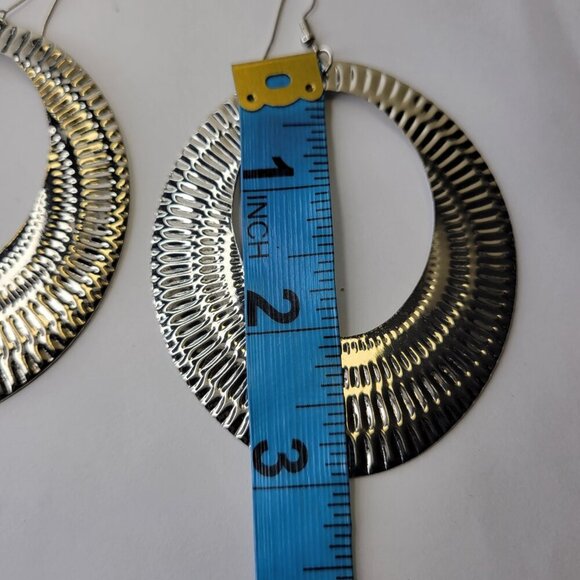 Large Hoop Earrings Silvertone Large Earrings - Picture 5 of 5